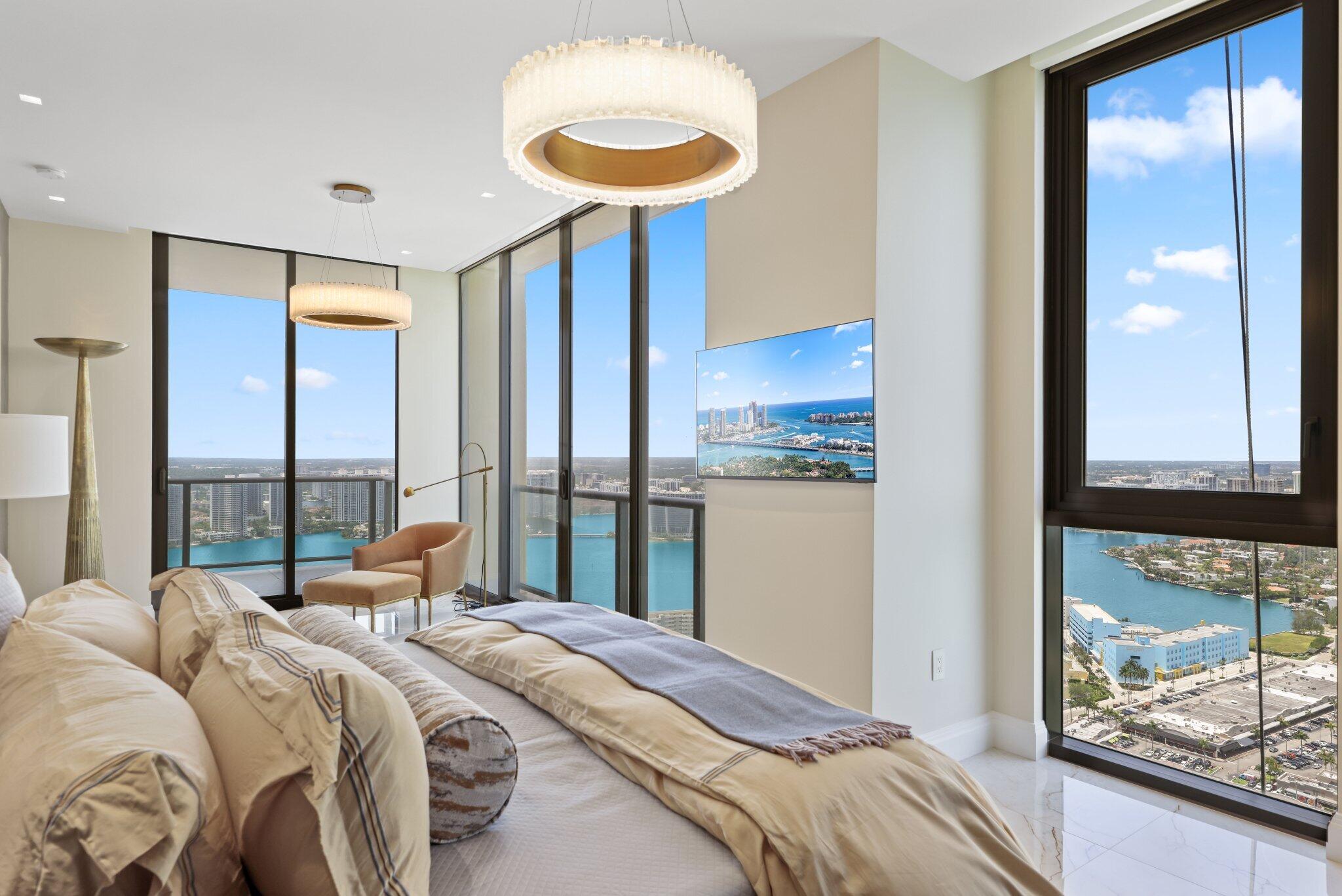 Mansions at Acqualina - Residential