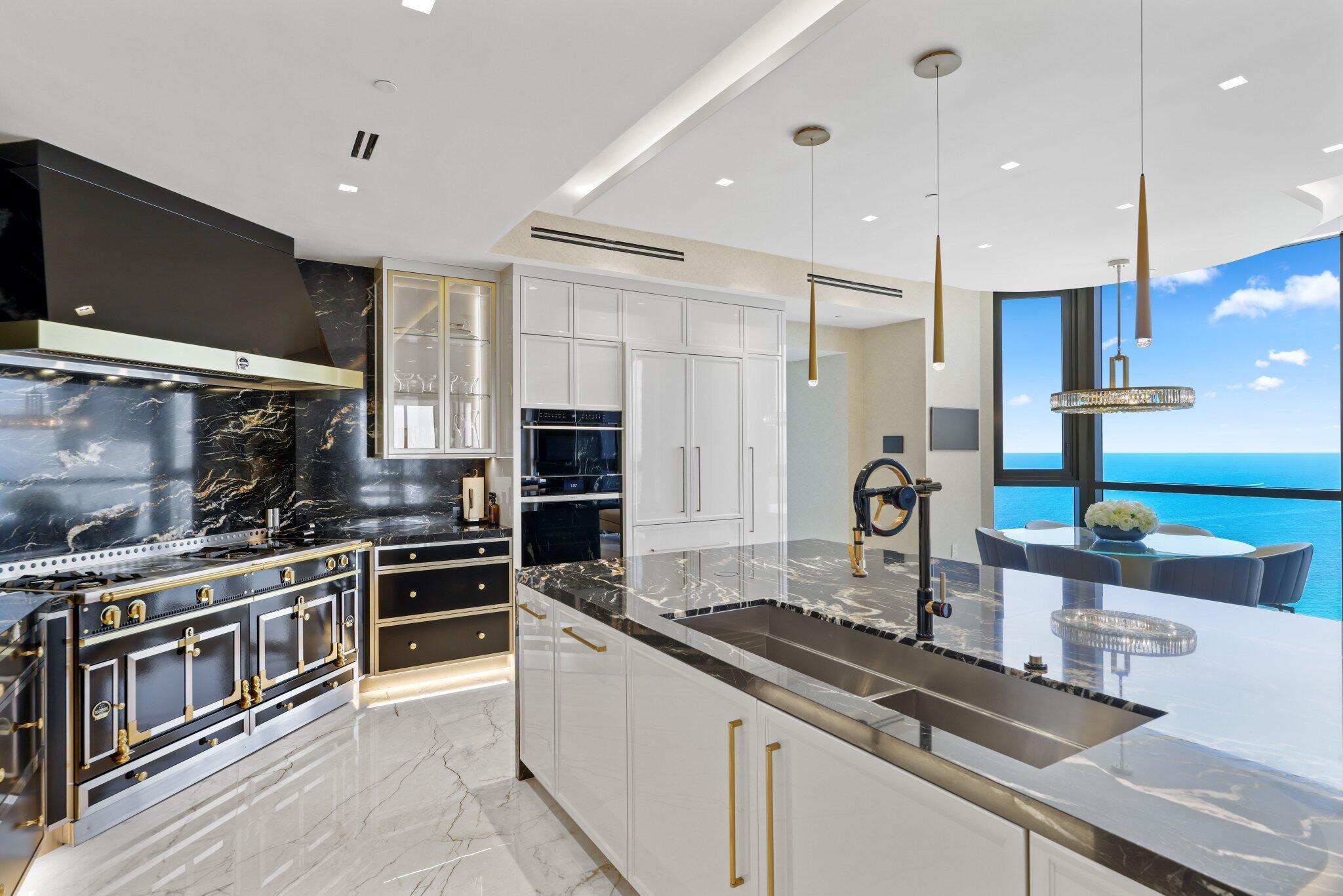 Mansions at Acqualina - Residential