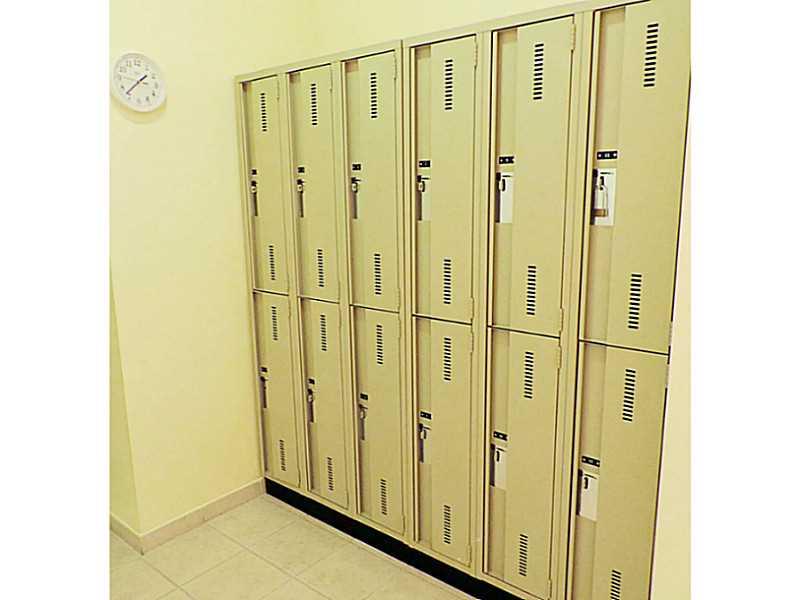 RADIUS CONDO - Residential Lease