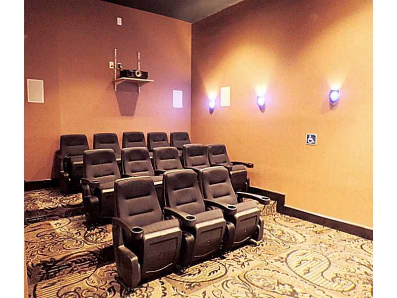 RADIUS CONDO - Residential Lease