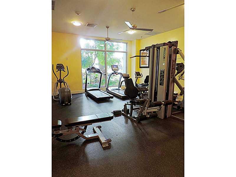 RADIUS CONDO - Residential Lease