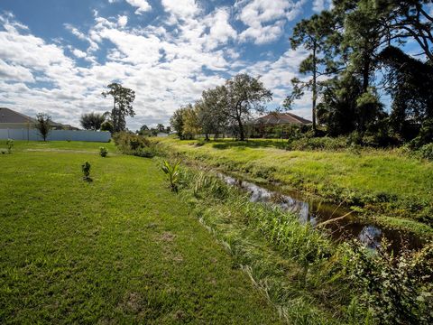 A home in Port St Lucie