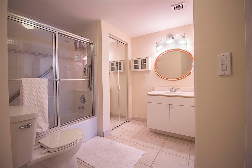 St Tropez - Residential