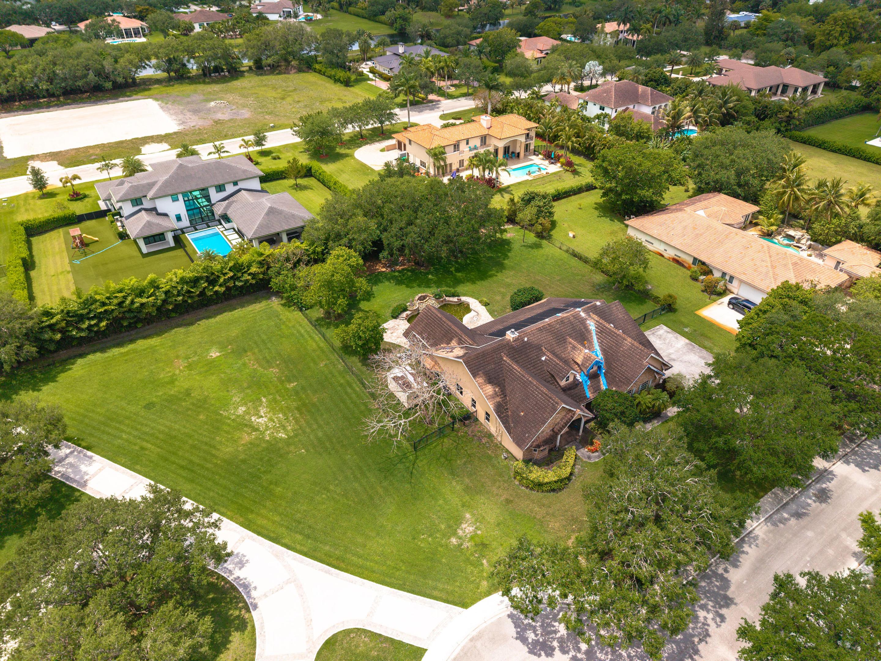 HICKS ESTATES - Residential