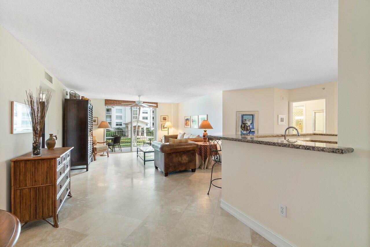 HIGHLAND BEACH CLUB CONDO - Residential
