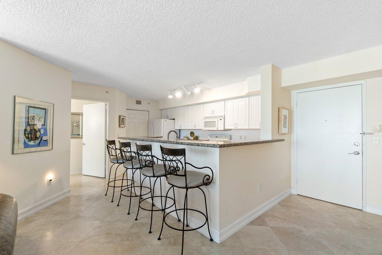 HIGHLAND BEACH CLUB CONDO - Residential