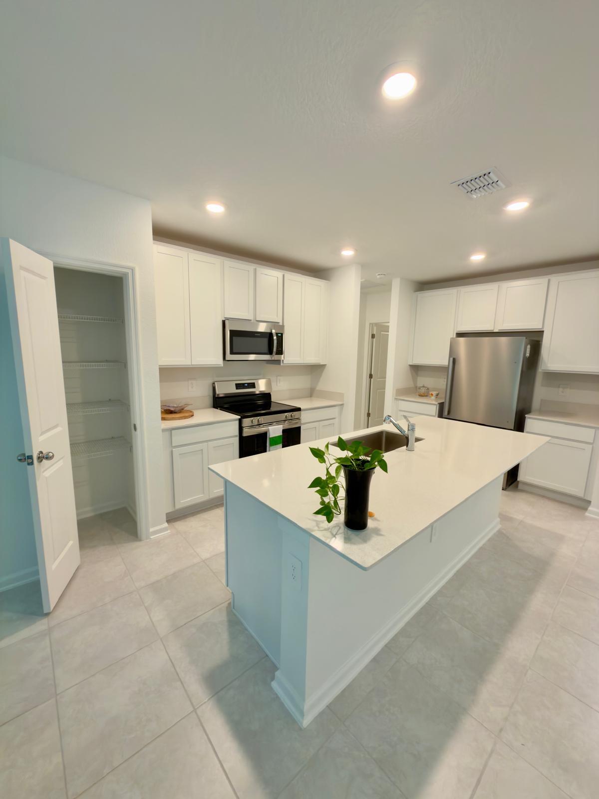 STOREY CREEK PH6 - Residential