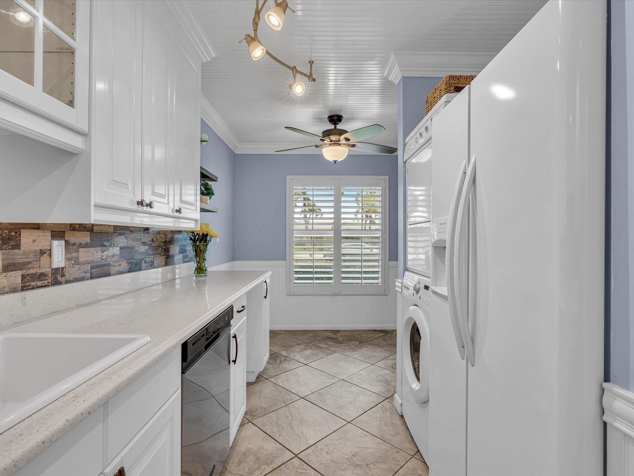 PINES OF DELRAY CONDO - Residential