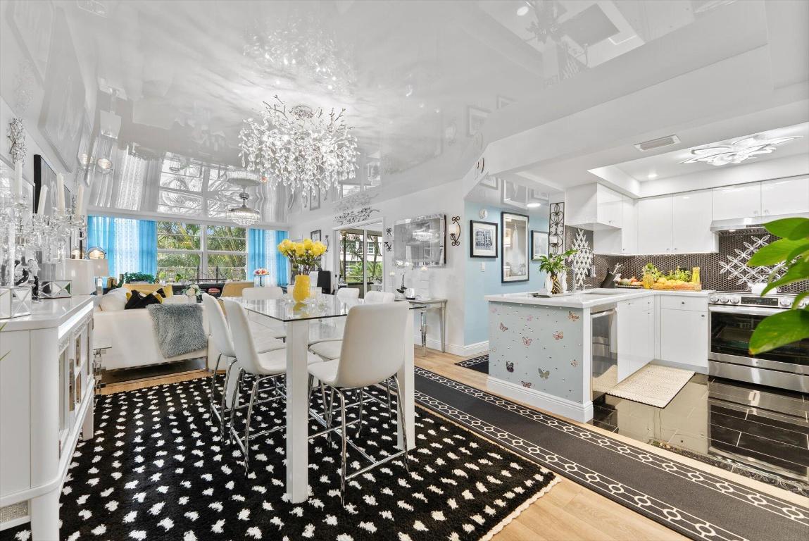 1160 N Federal Highway 221