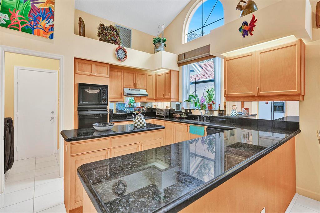 ABERDEEN 9 - Residential