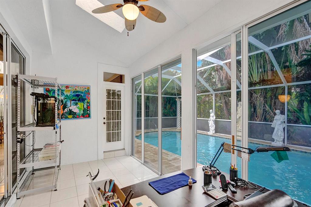 ABERDEEN 9 - Residential