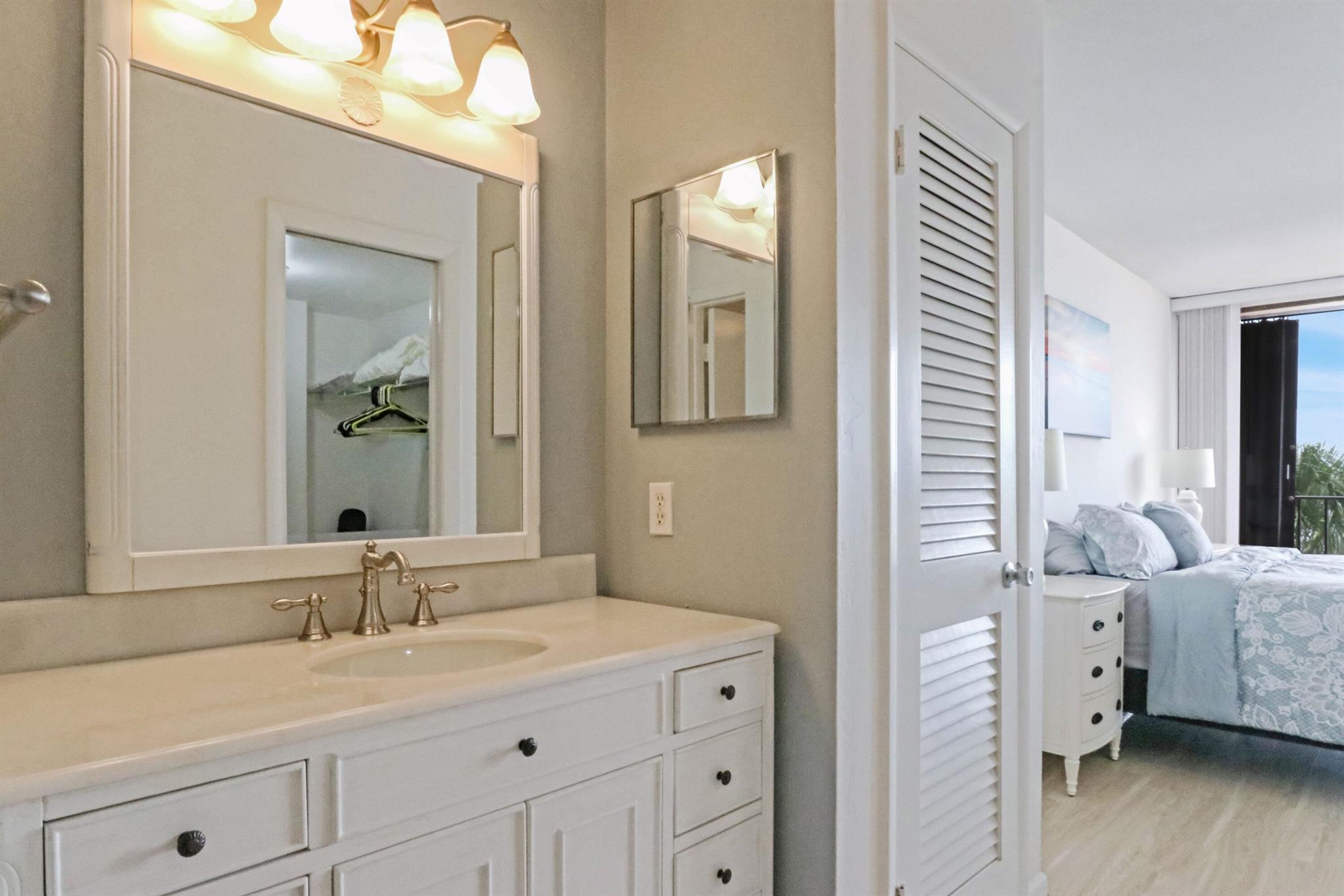 OCEAN VILLAS CONDO APTS - Residential Lease