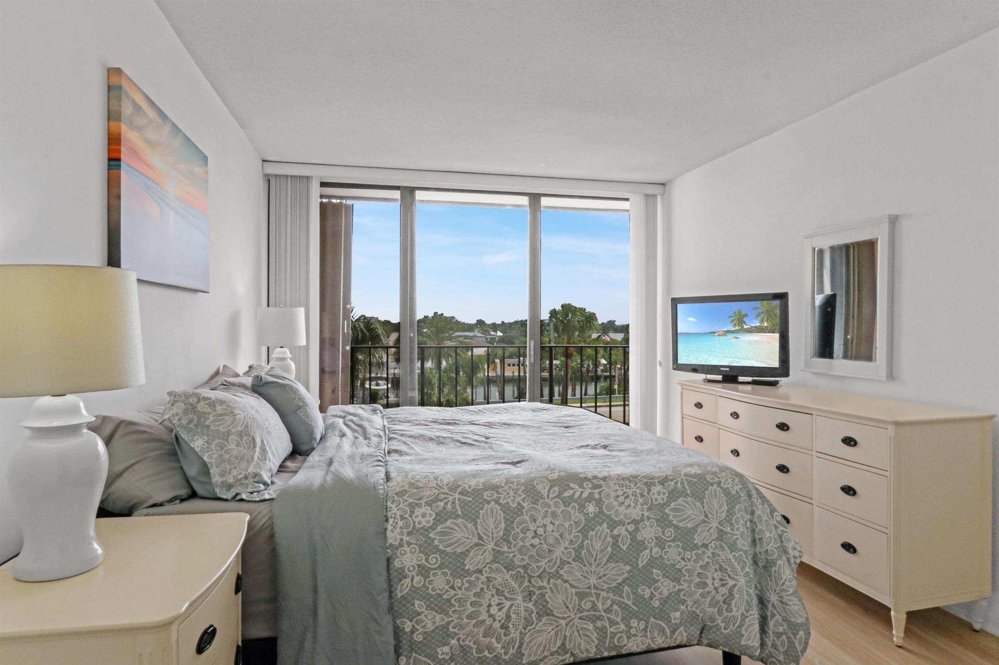 OCEAN VILLAS CONDO APTS - Residential Lease