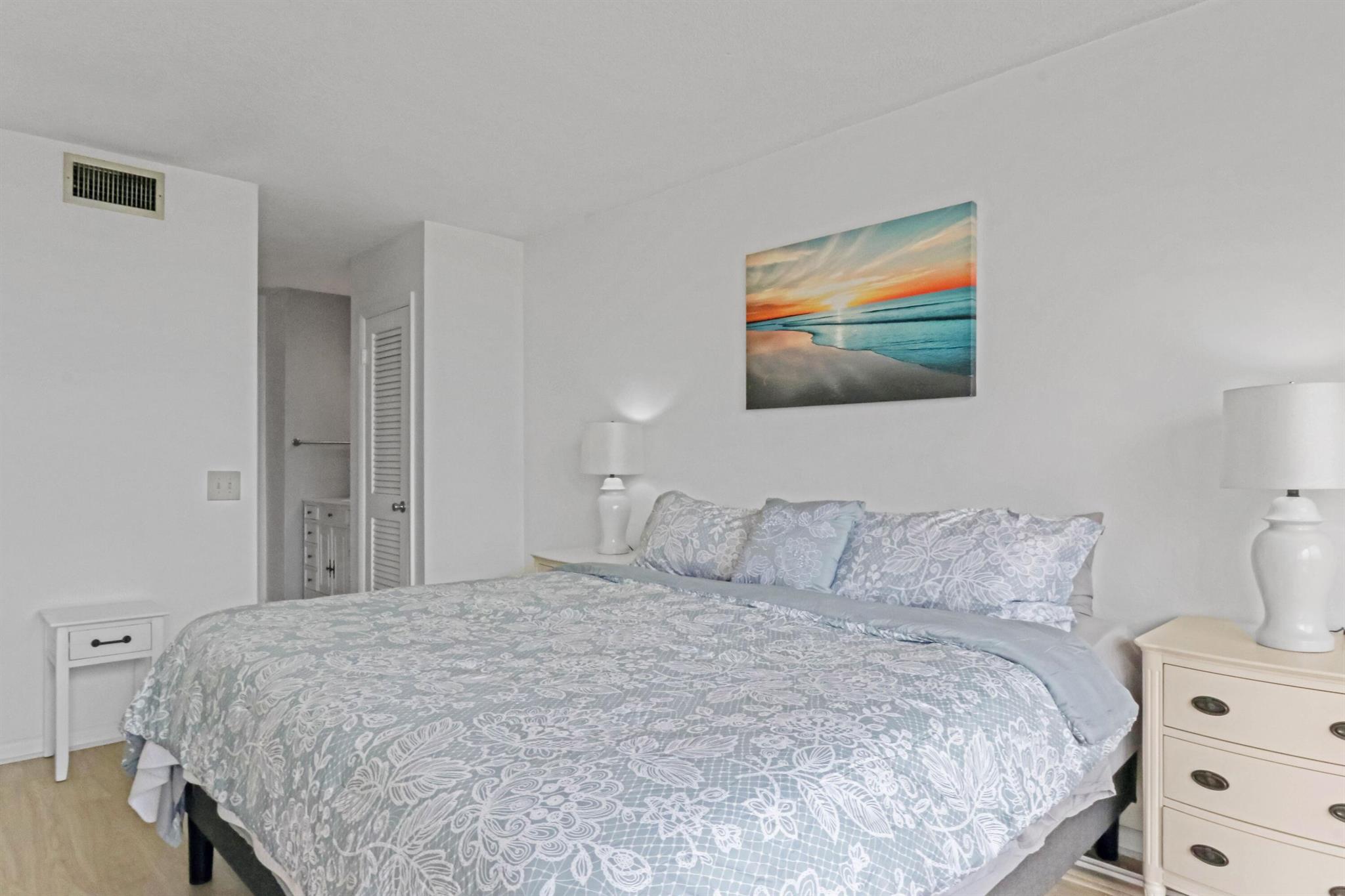 OCEAN VILLAS CONDO APTS - Residential Lease