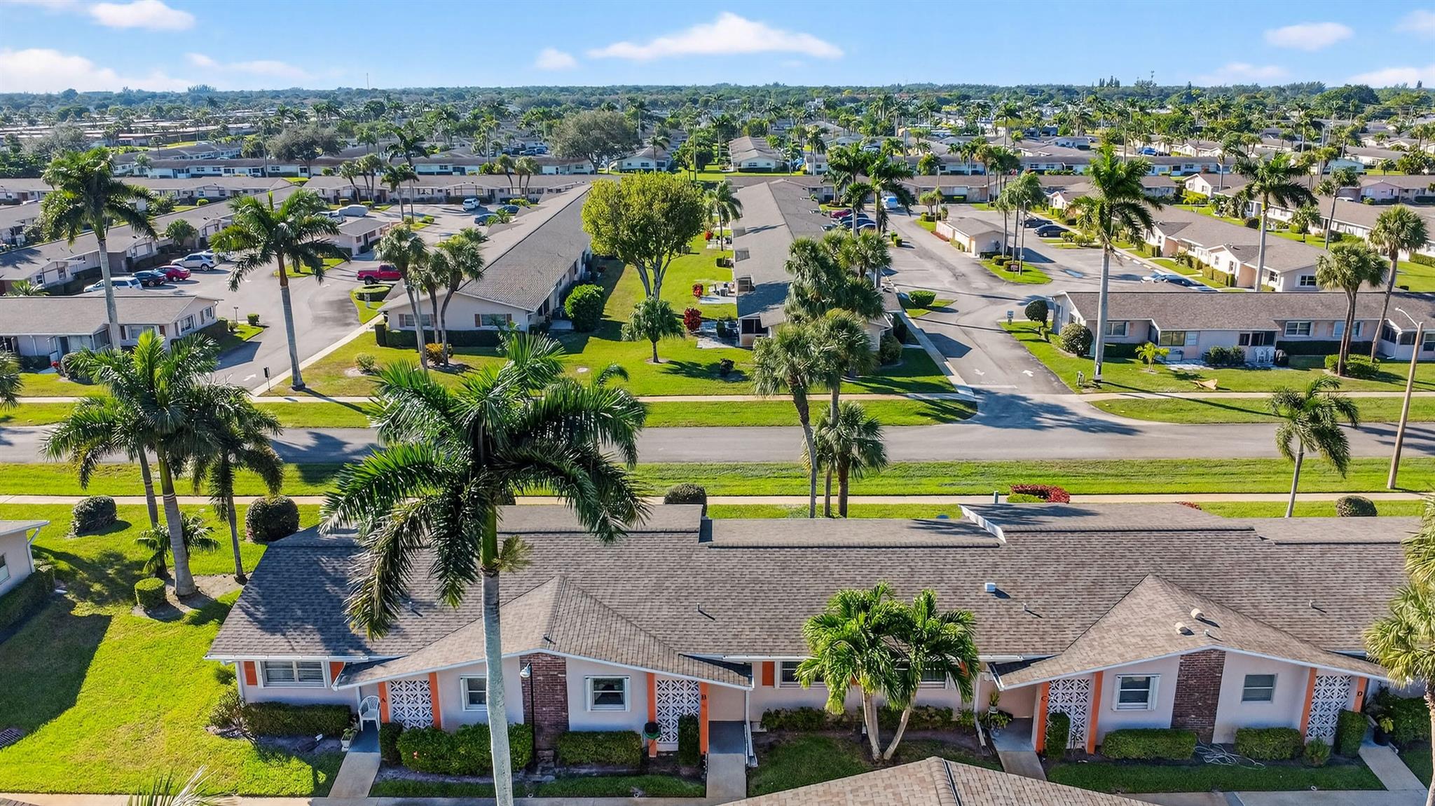 CRESTHAVEN VILLAS CONDO 2 - Residential