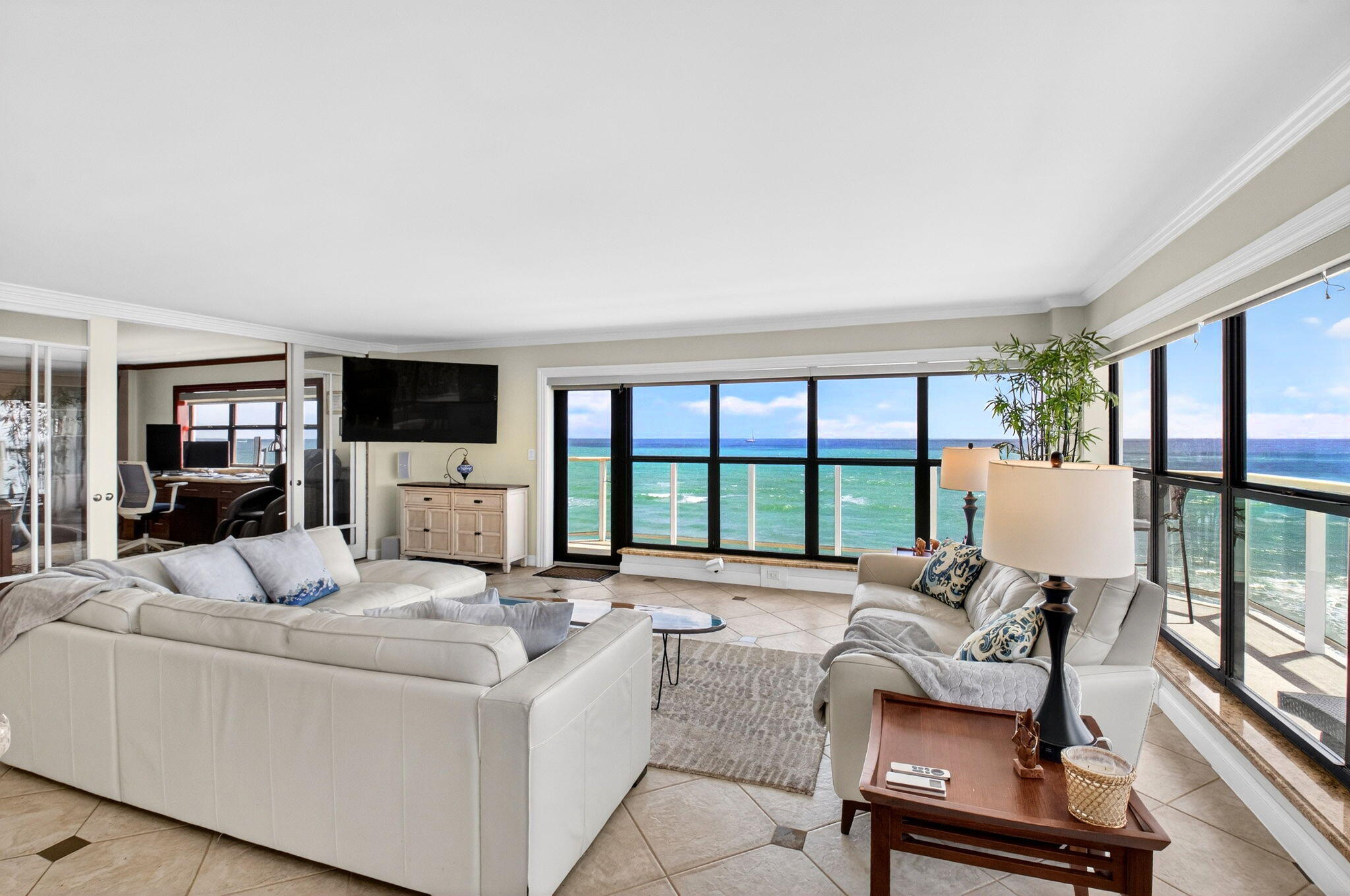 View photos, virtual tours, details... 4605 S Ocean Boulevard 5a