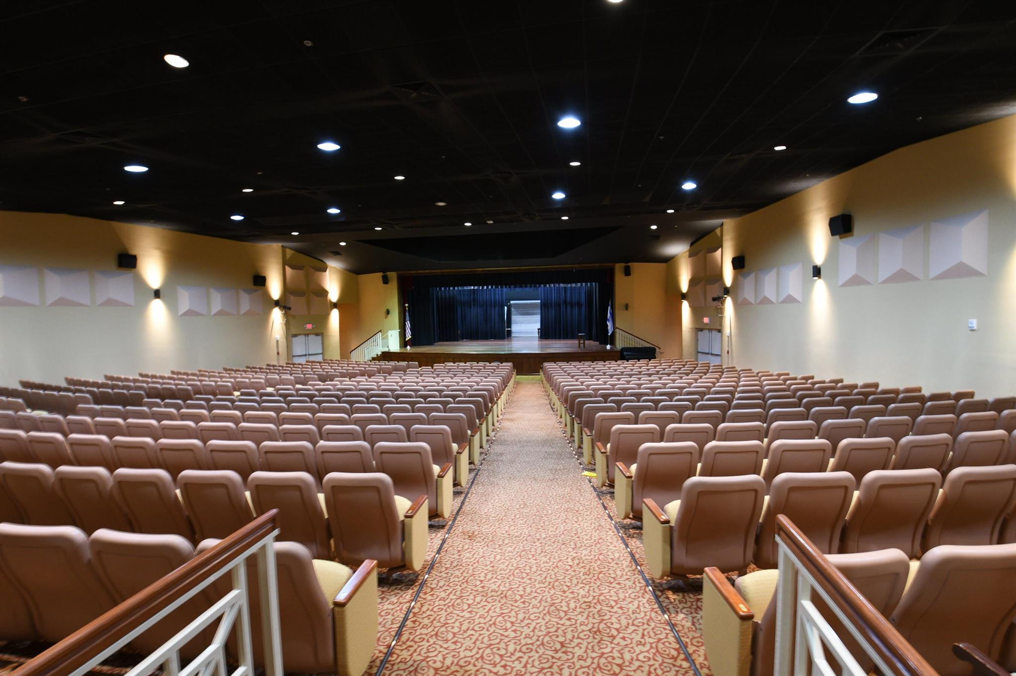 CORAL LAKES - Residential