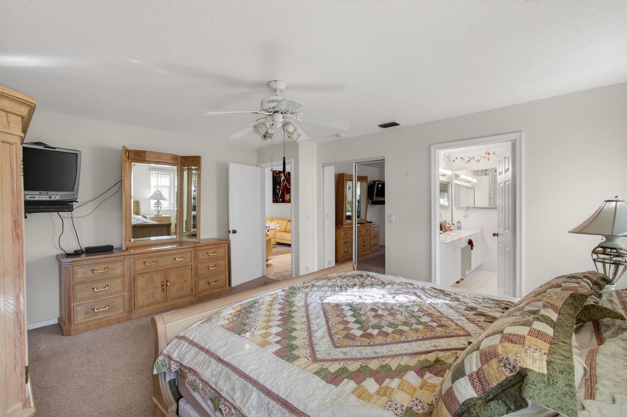 CORAL LAKES - Residential