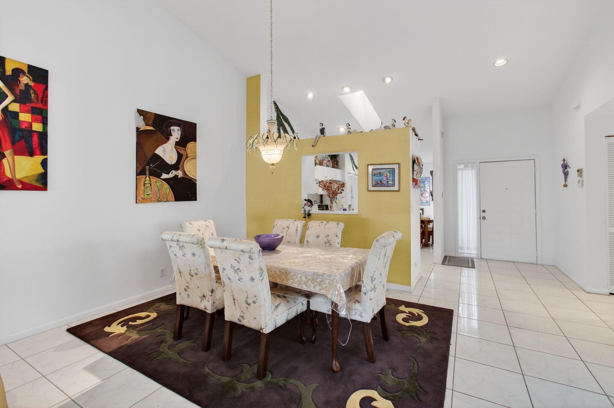 CORAL LAKES - Residential