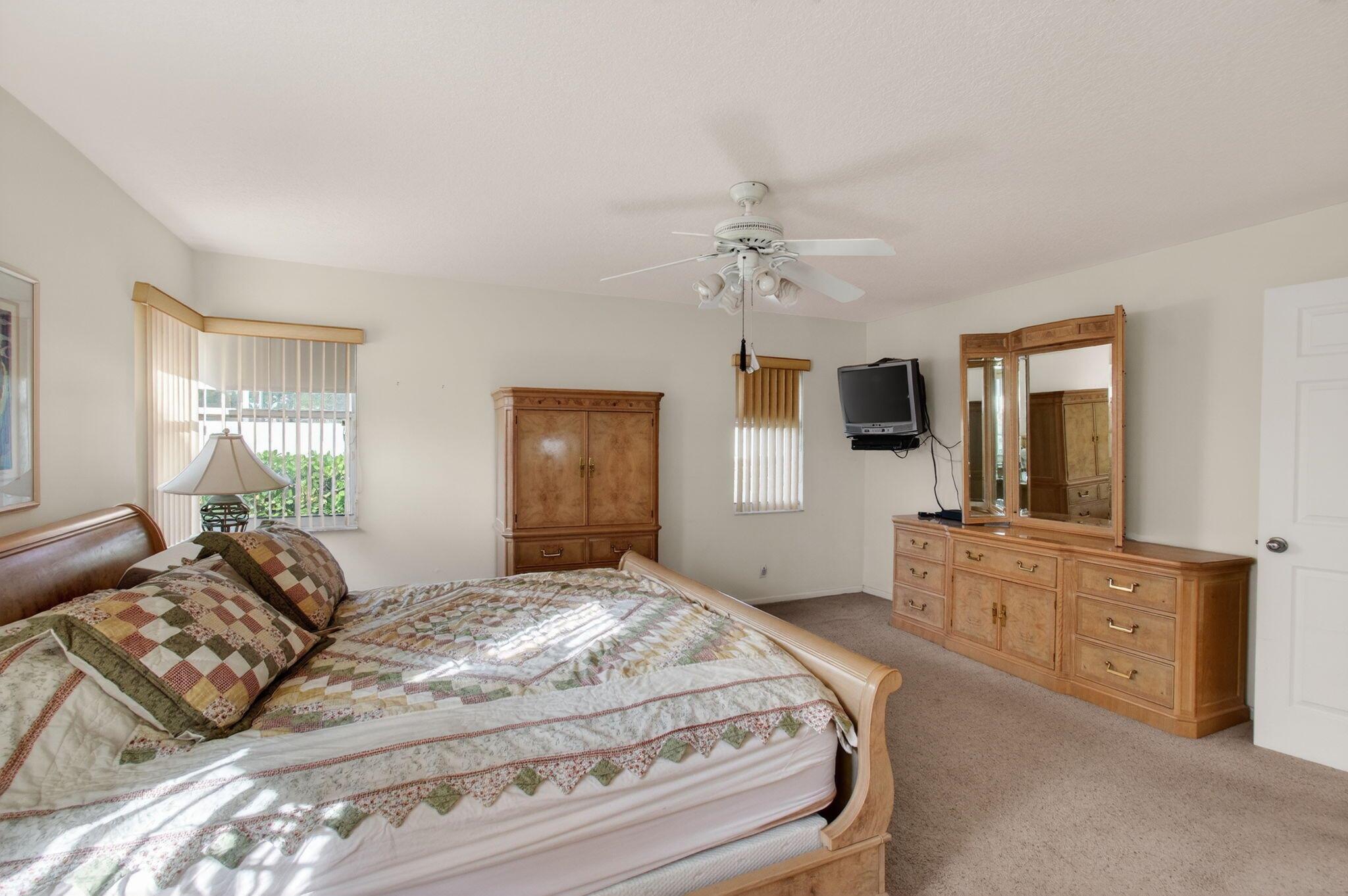 CORAL LAKES - Residential