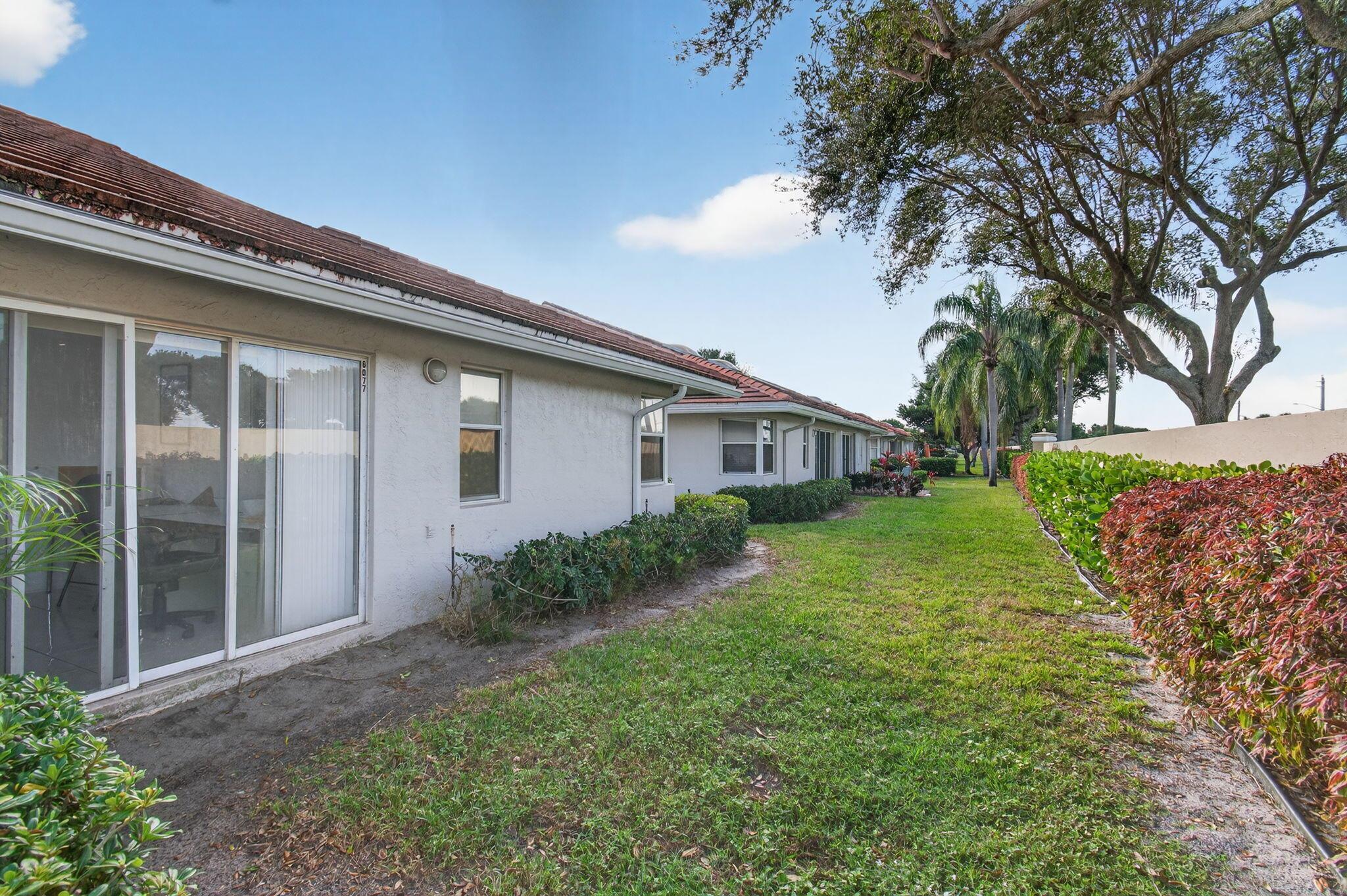 CORAL LAKES - Residential