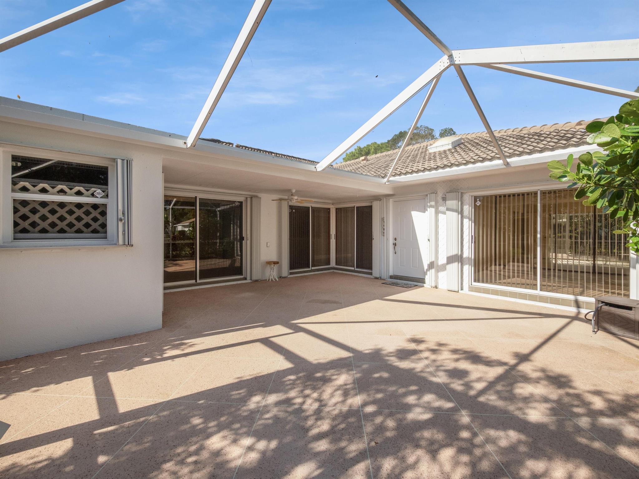 6702 Geminata Oak Court