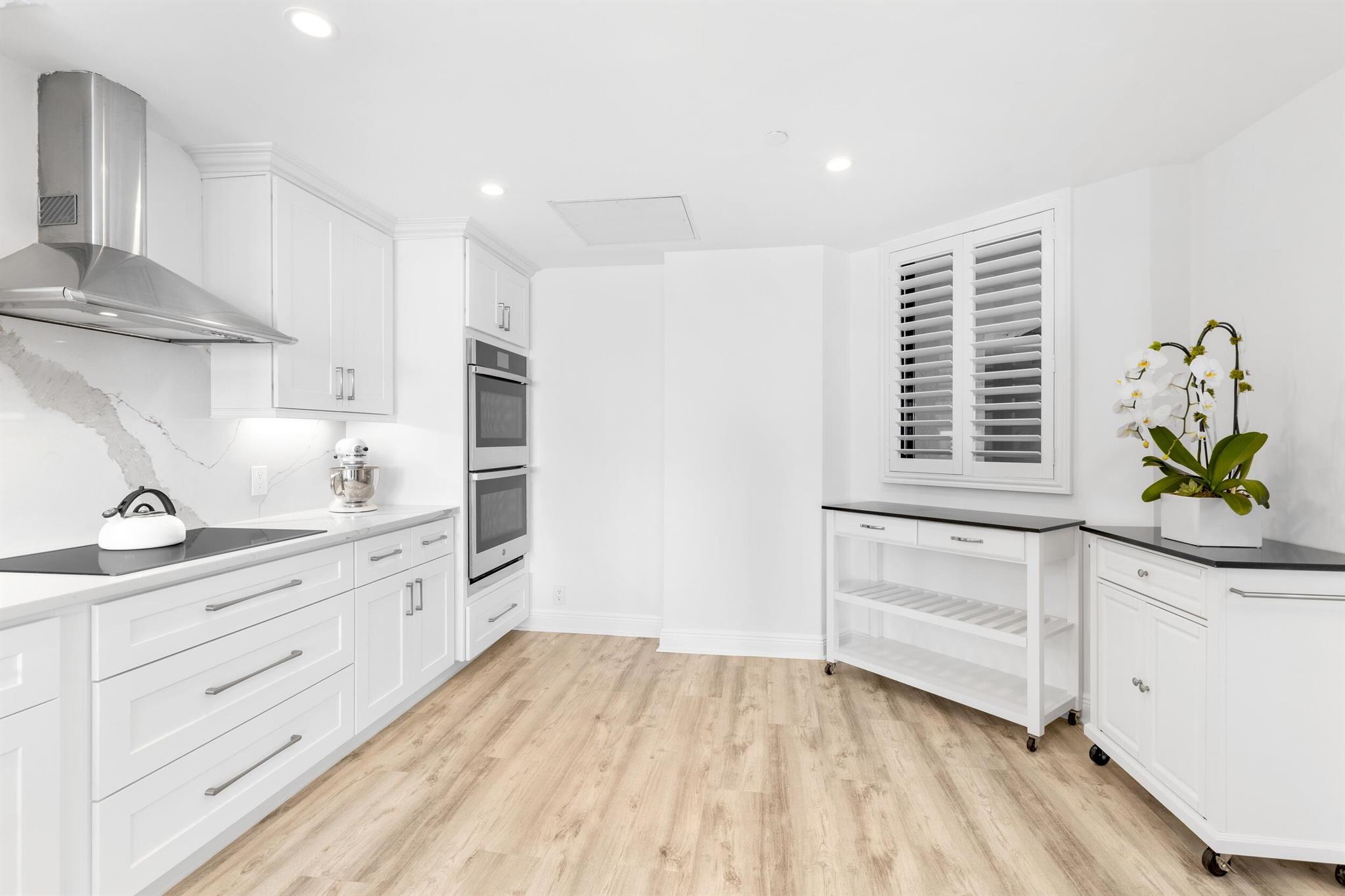 BEACH WALK CONDO - Residential