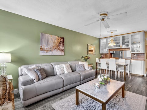 Tiny photo for 2309 Park Lane #316, Hollywood, FL 33021 (MLS # B26077914)