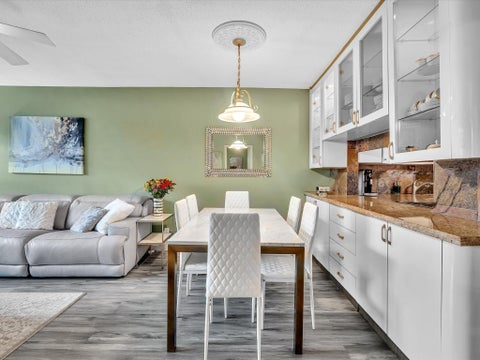 Tiny photo for 2309 Park Lane #316, Hollywood, FL 33021 (MLS # B26077914)