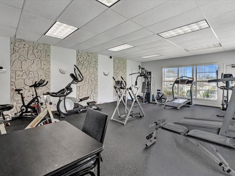 Tiny photo for 2309 Park Lane #316, Hollywood, FL 33021 (MLS # B26077914)