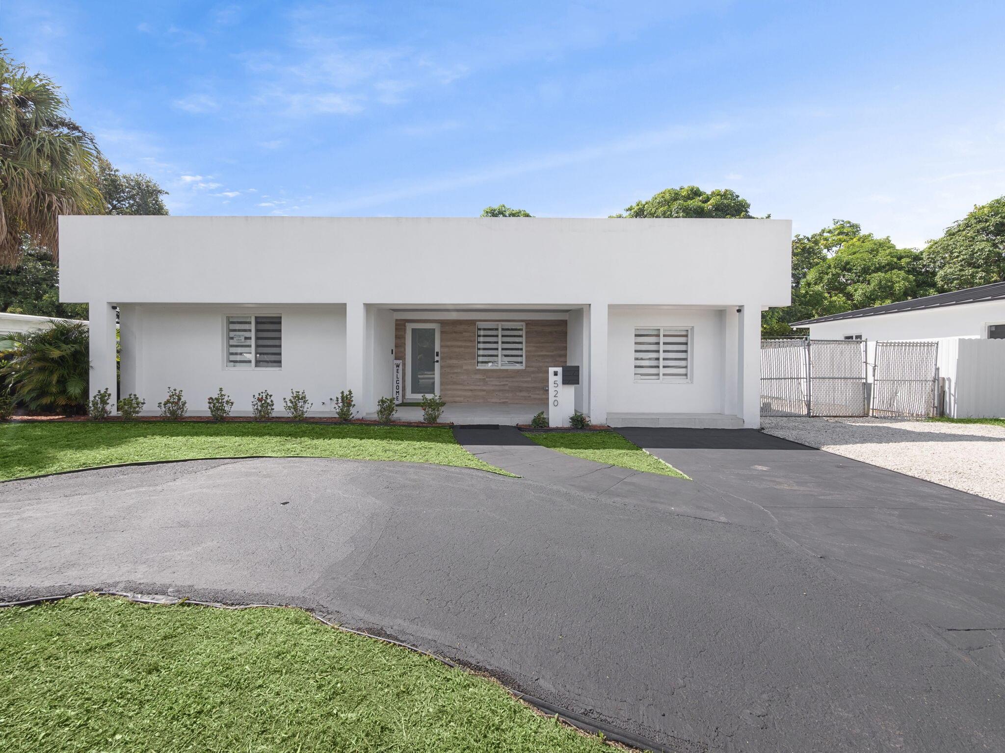 KERWOOD MANOR - Residential