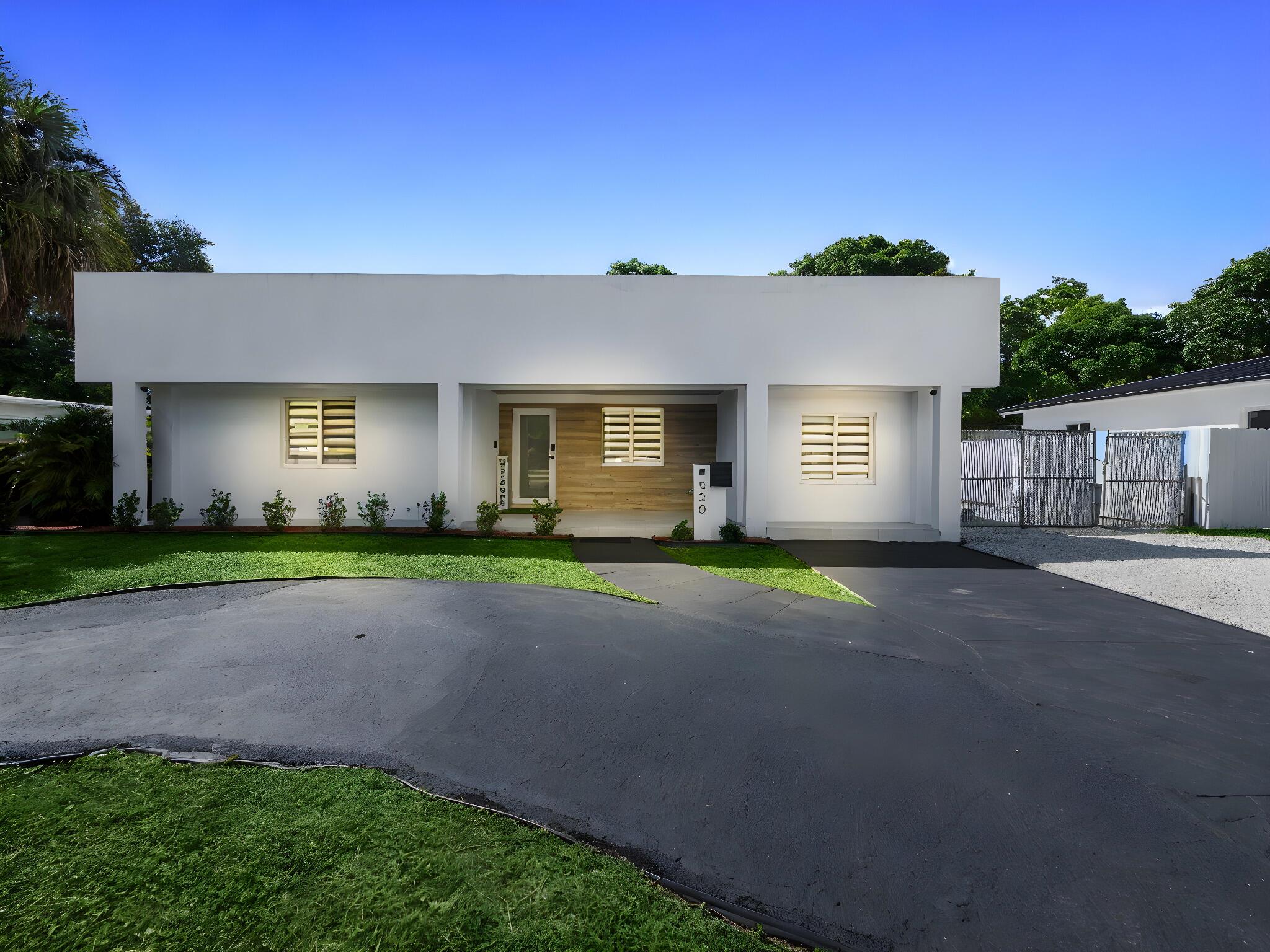 KERWOOD MANOR - Residential