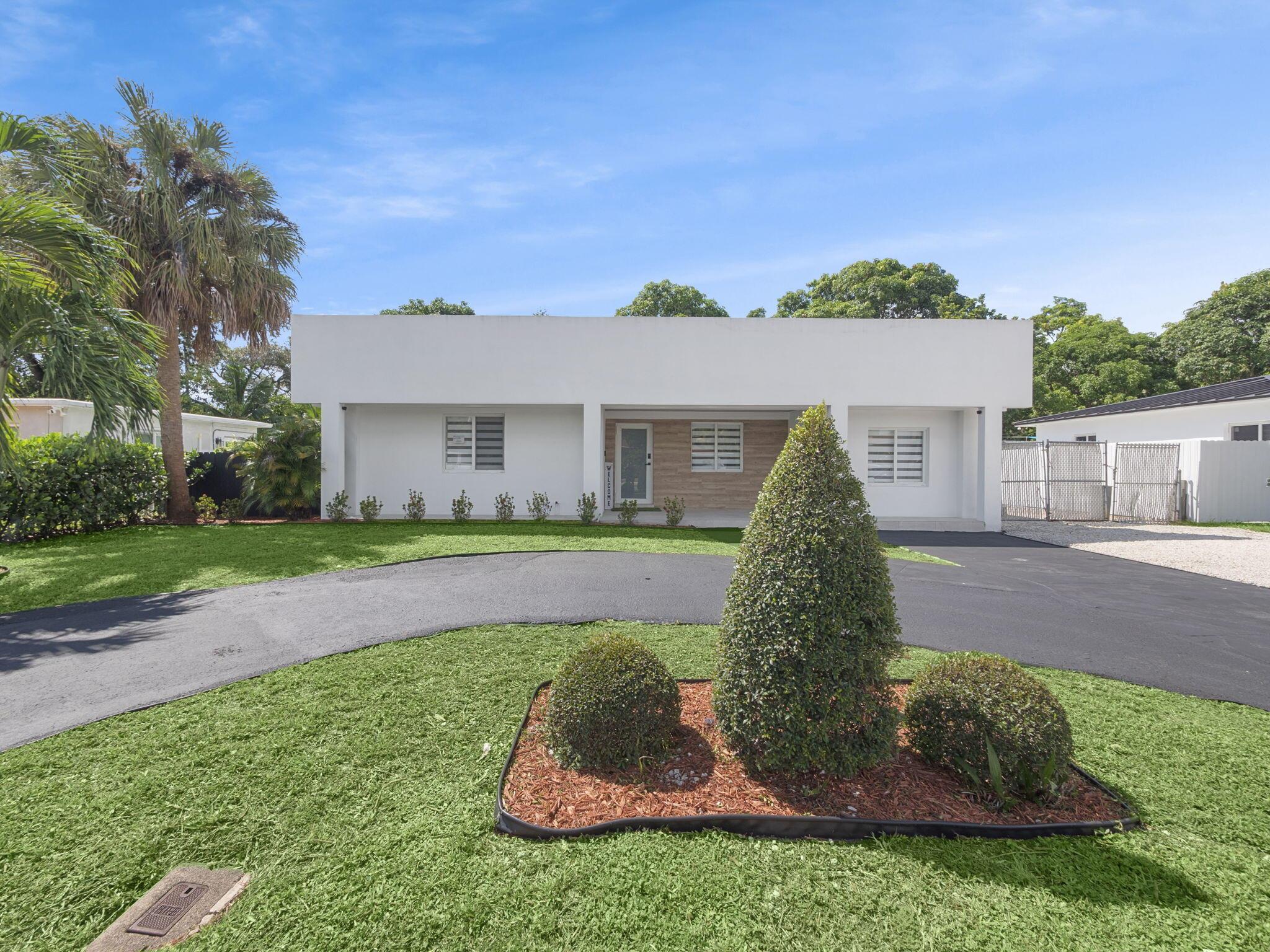 KERWOOD MANOR - Residential