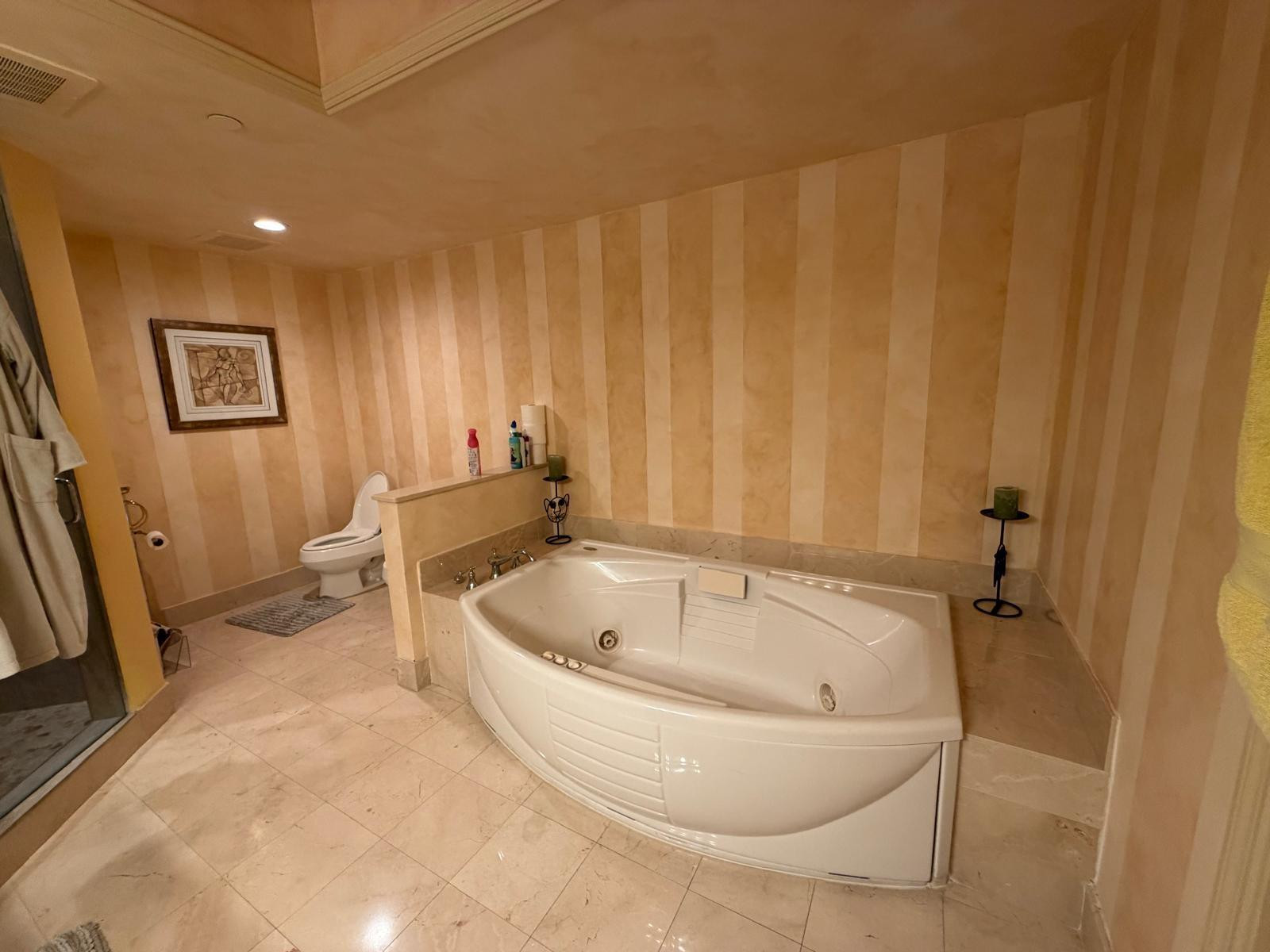 LAMBIANCE BEACH CONDO - Residential