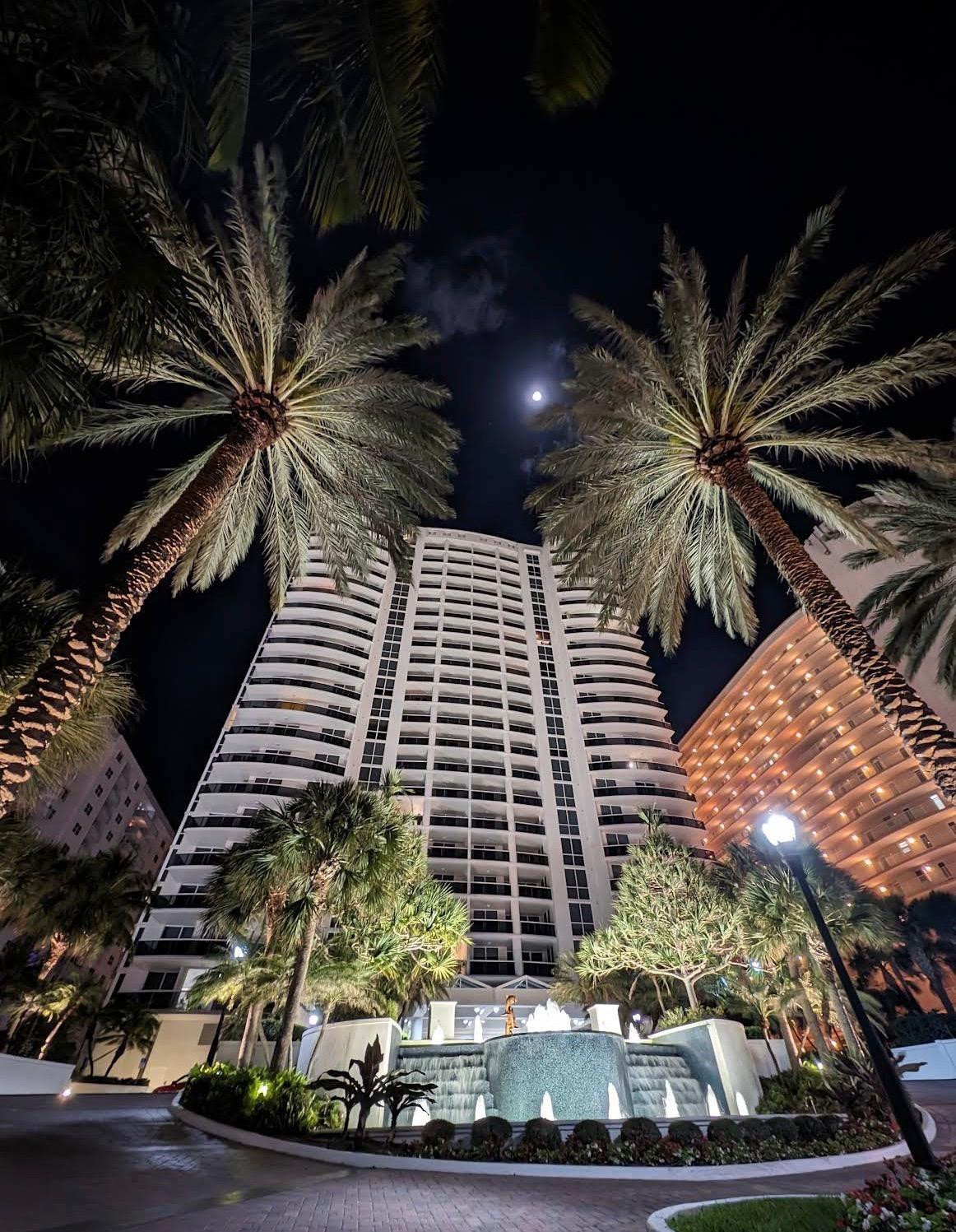 LAMBIANCE BEACH CONDO - Residential