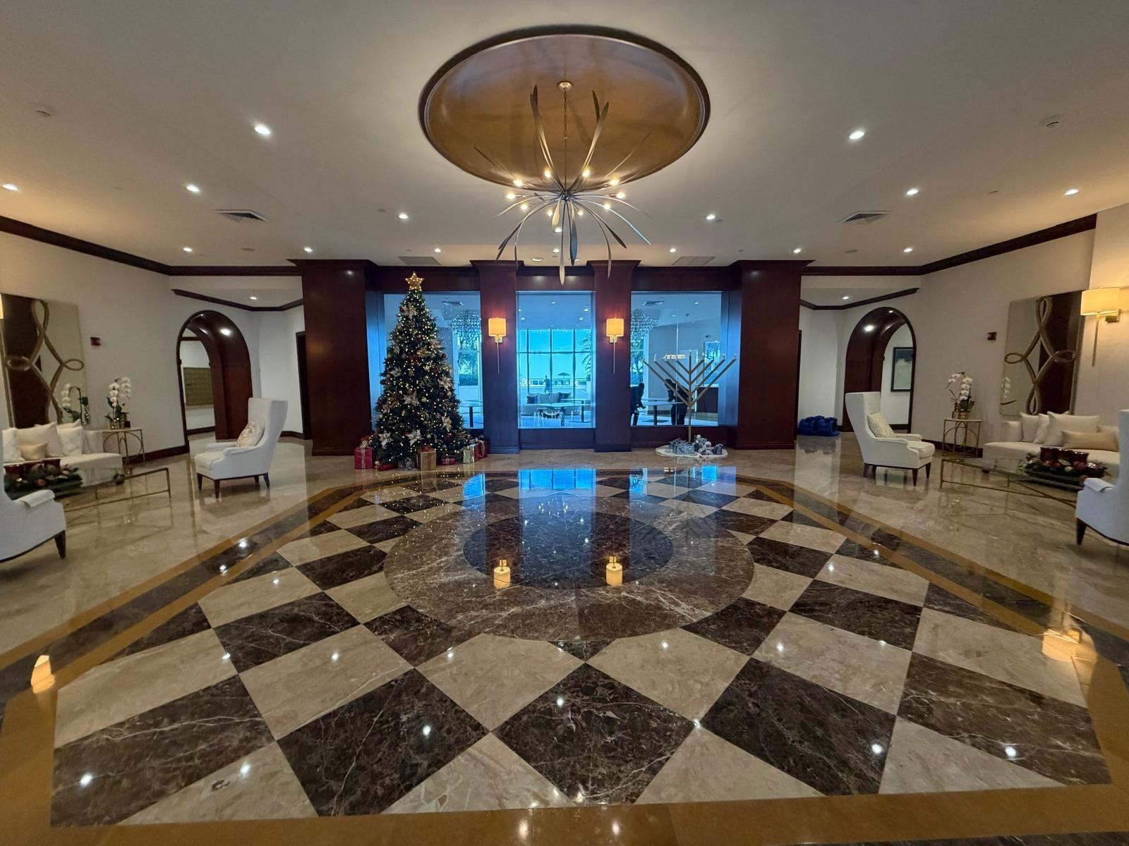 LAMBIANCE BEACH CONDO - Residential
