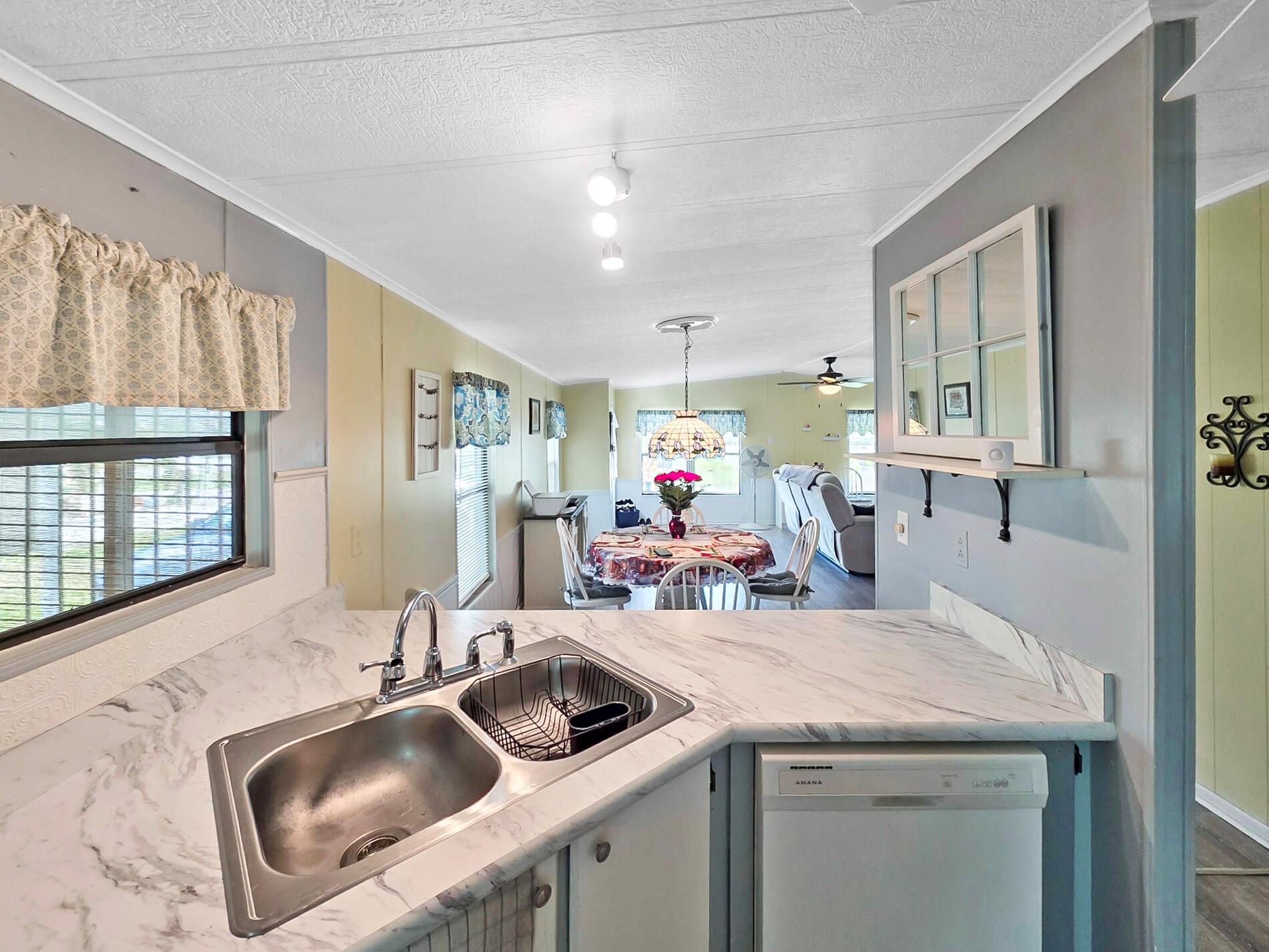 Spanish Lakes - Residential