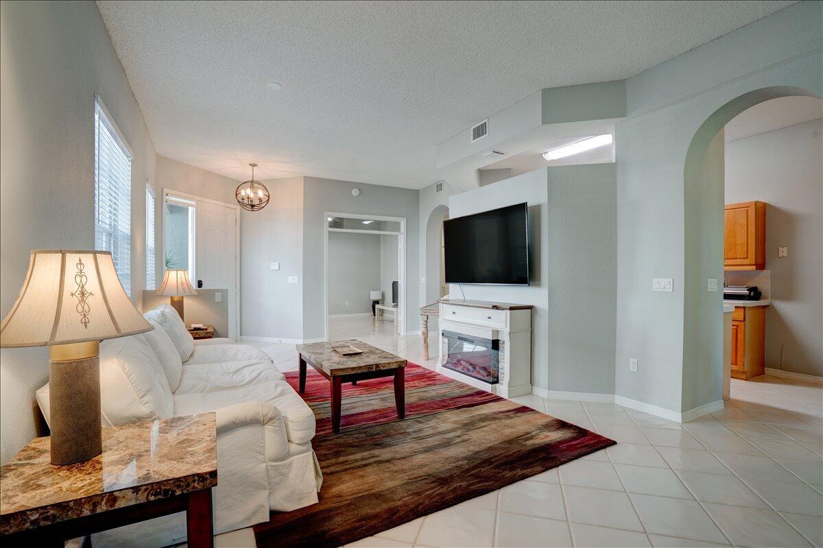 ANDOVER AT WYCLIFFE CONDO - Residential Lease