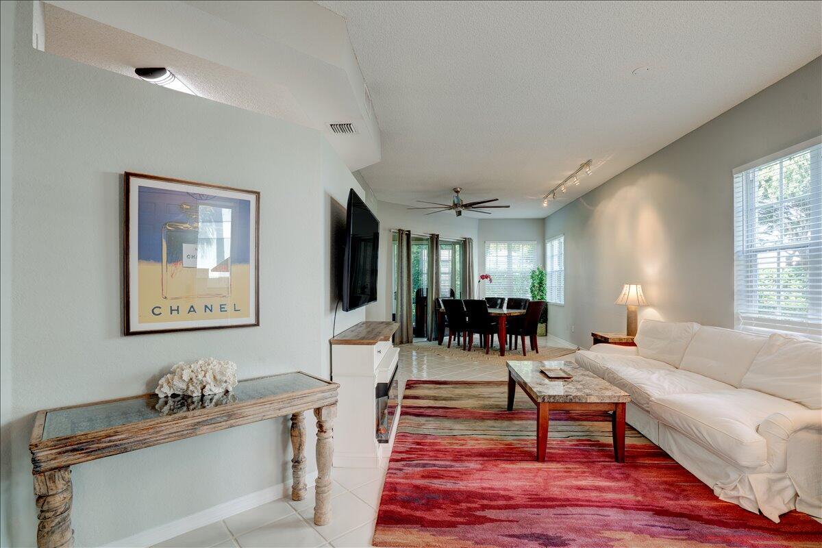 ANDOVER AT WYCLIFFE CONDO - Residential Lease