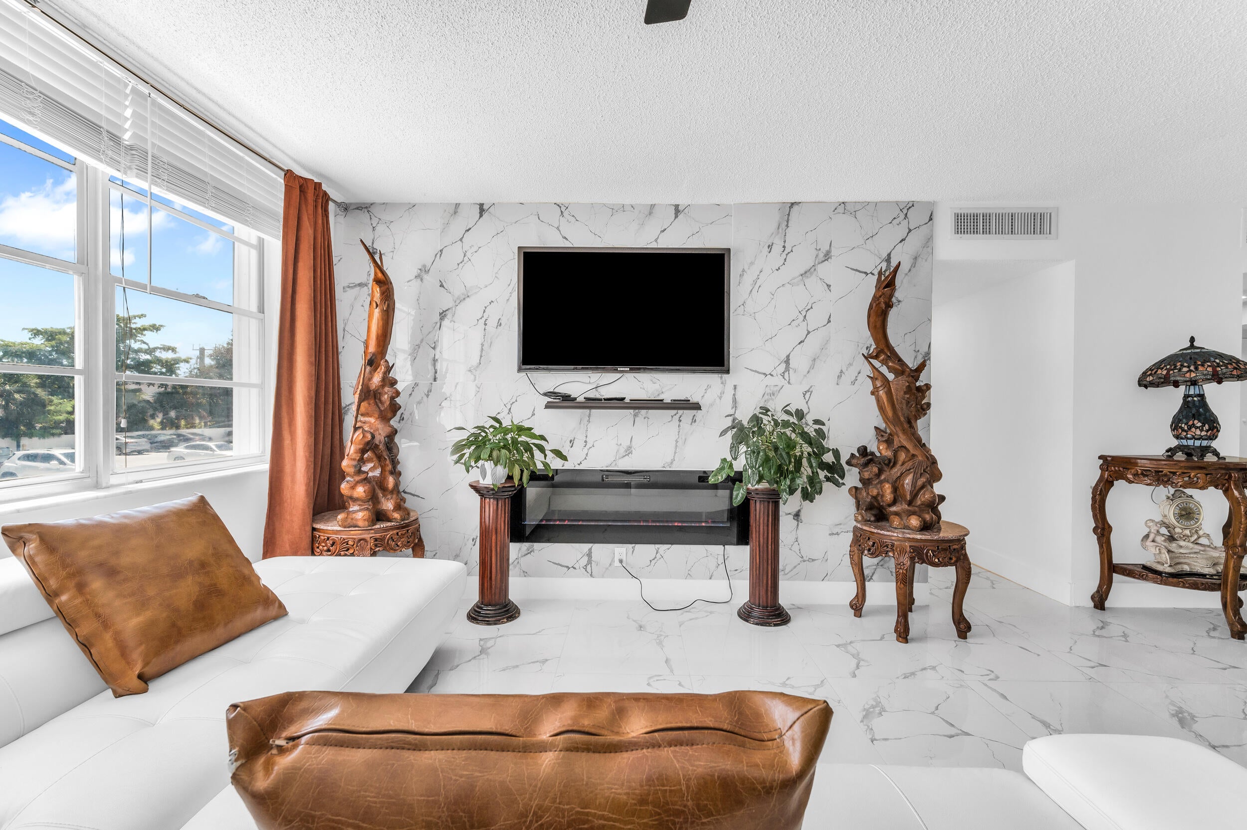 2150 SANS SOUCI Boulevard C204