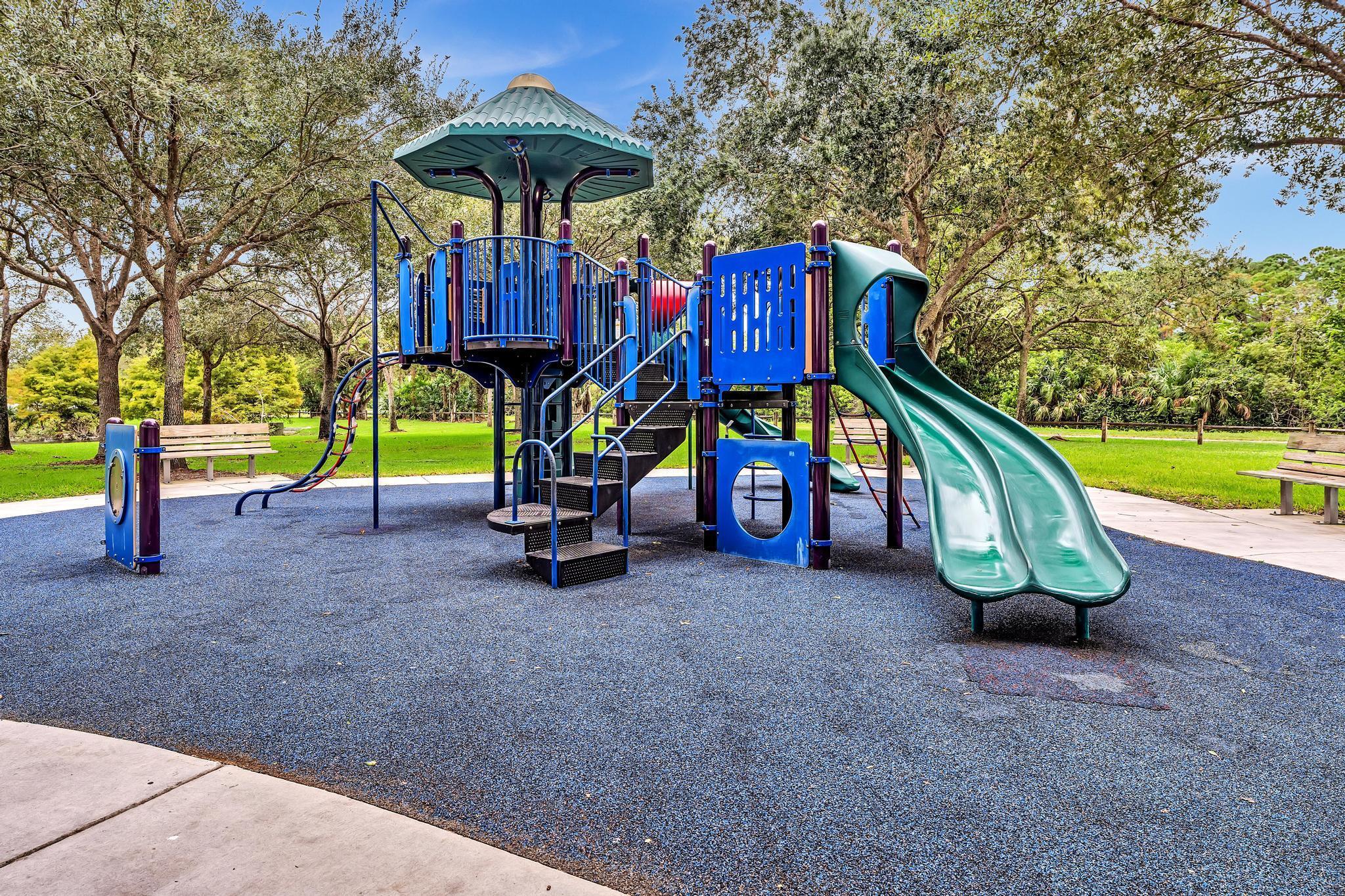 CRYSTAL COVE ESTATES - Residential