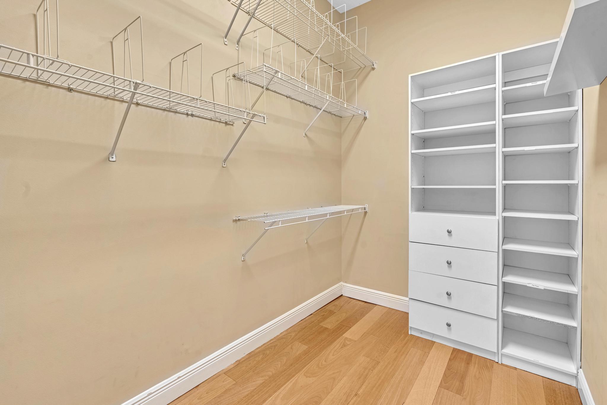 CRYSTAL COVE ESTATES - Residential