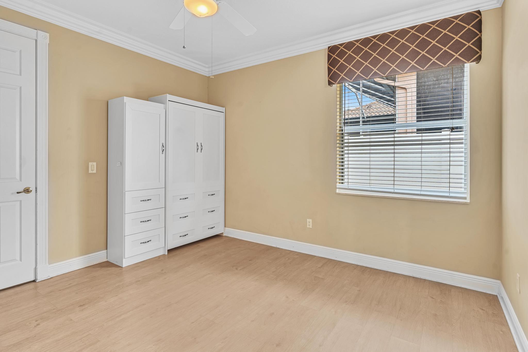 CRYSTAL COVE ESTATES - Residential