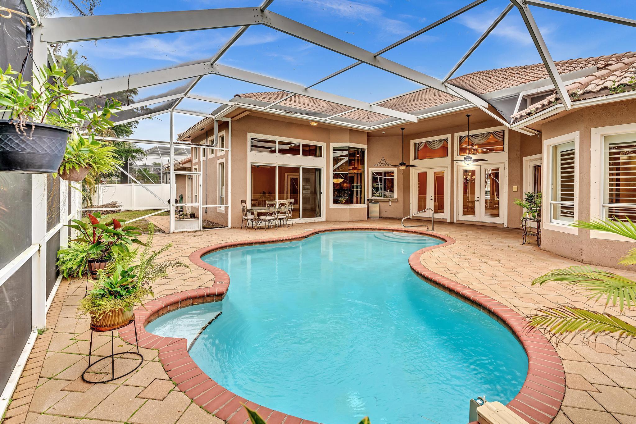 CRYSTAL COVE ESTATES - Residential