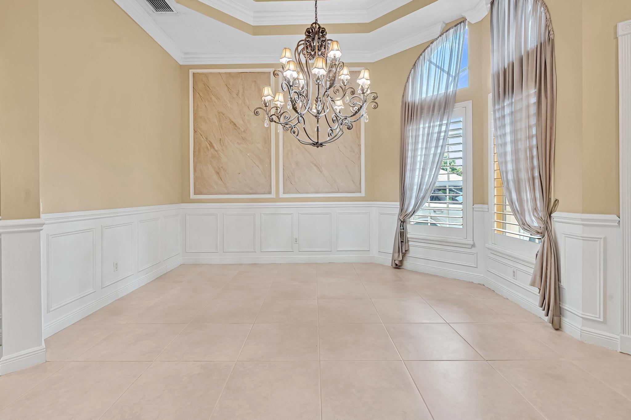 CRYSTAL COVE ESTATES - Residential