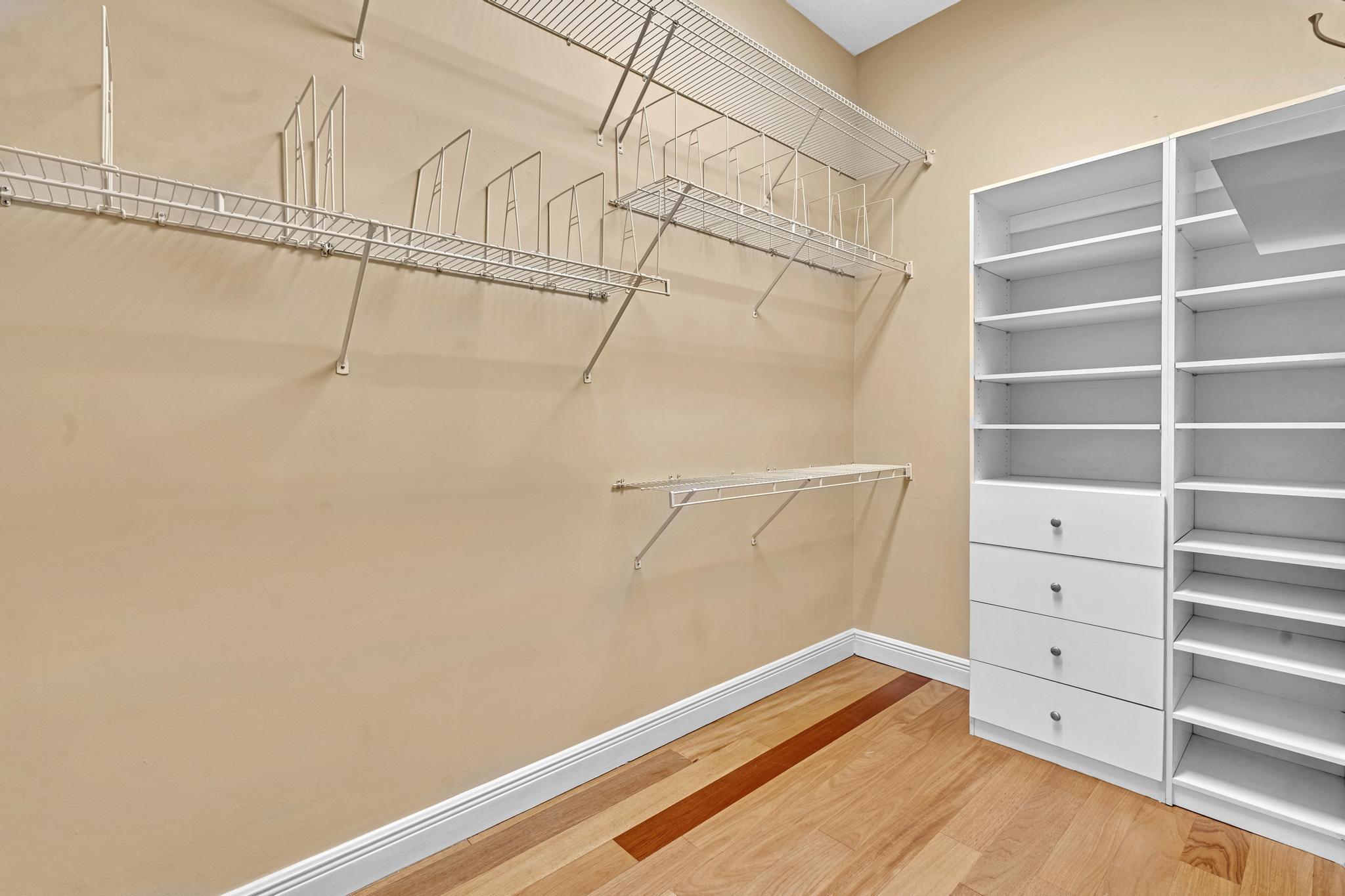 CRYSTAL COVE ESTATES - Residential