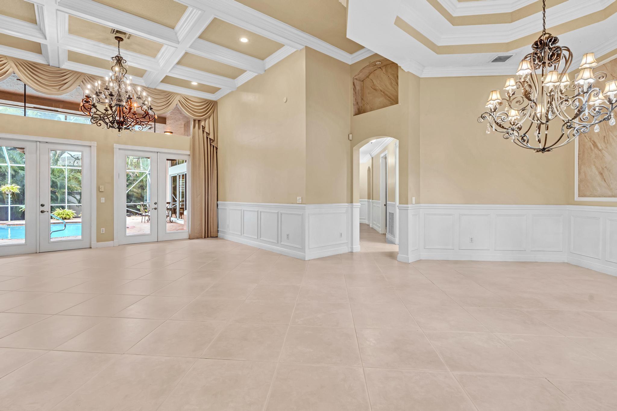 CRYSTAL COVE ESTATES - Residential