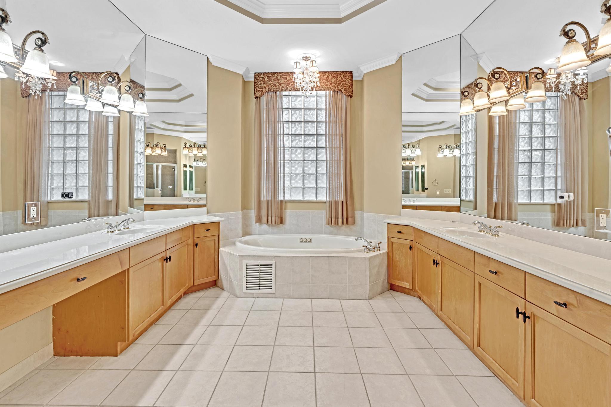 CRYSTAL COVE ESTATES - Residential