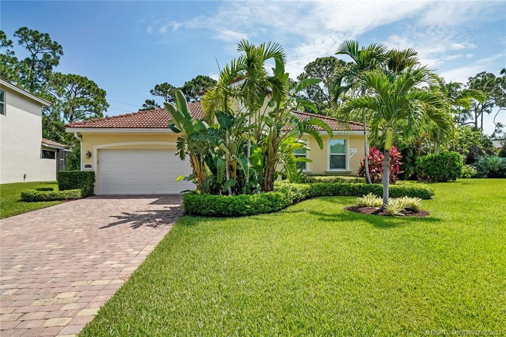 Escape to your perfect Florida retreat! This beautiful, fully furnished home is available now for long or short-term stays (minimum seven months). Nestled on a peaceful cul-de-sac, it's ideally designed for a fantastic getaway with friends and/or family. The spacious, open floor plan is perfect for both formal dining and casual relaxation, offering comfort for any occasion. Enjoy abundant natural light and seamless indoor-outdoor living through numerous windows and sliding glass doors. The master suite provides a tranquil oasis with a walk-in shower, separate tub, and a large closet. This prime location is a short distance from the vibrant downtown areas of Jensen and Stuart, several beautiful beaches, the mall, movie theaters, dining options, and the Turnpike.