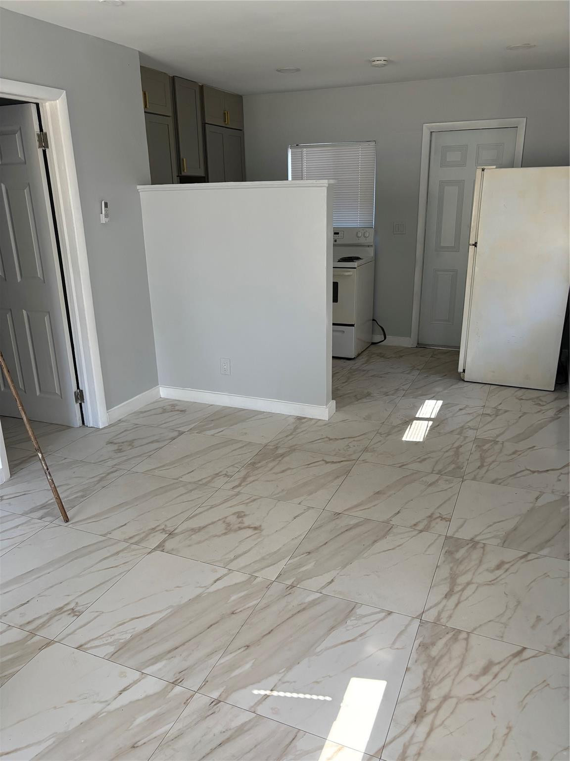 Brysa Park 8-45 B - Residential Lease